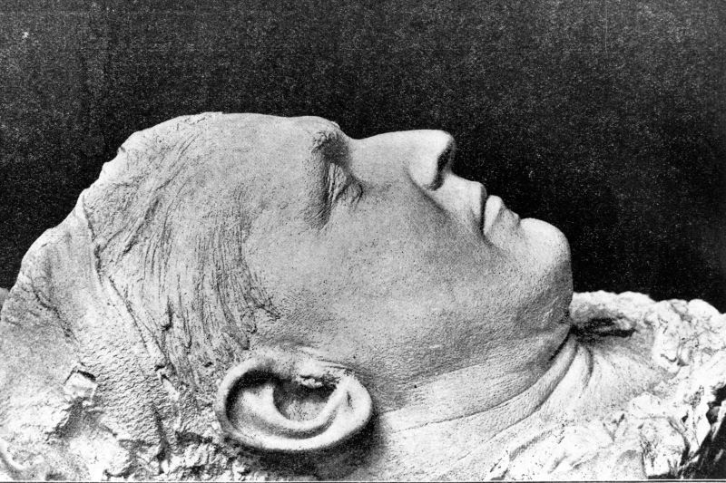 The death mask of Michael Collins (Getty Images)