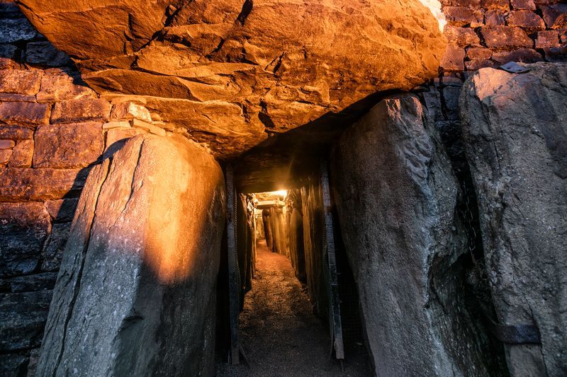 Inside Newgrange (Ireland's Content Pool)